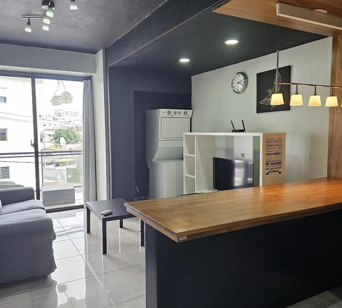 Ideal Getaway Apartment With Private Jacuzzi 산토도밍고 0*,